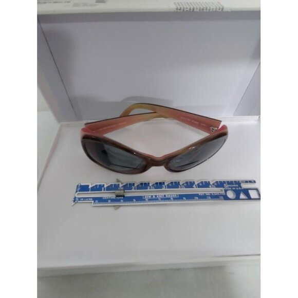 Vintage Oliver Peoples Phoebe Olive Gradient Lens Sunglasses with Hard Case - Picture 9 of 15